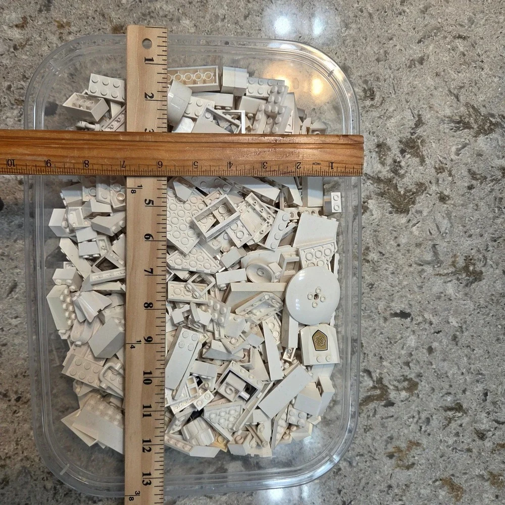 LEGO Bulk Lot 3lb 12.9oz White Bricks Plates Slopes Specialty Pieces MOC Mix